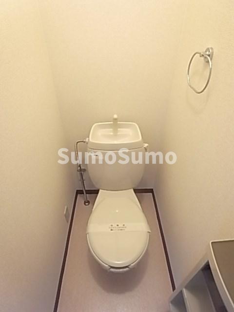 トイレ　コンパクトで使いやすいトイレです