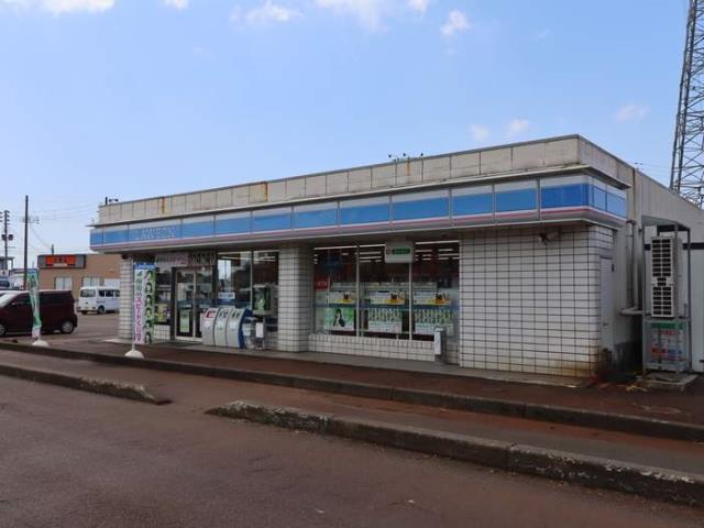 コンビニ　ローソン長岡川崎町店（コンビニ）まで400m