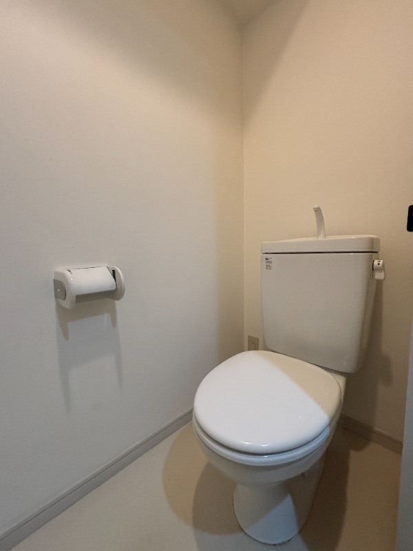 トイレ　別号室