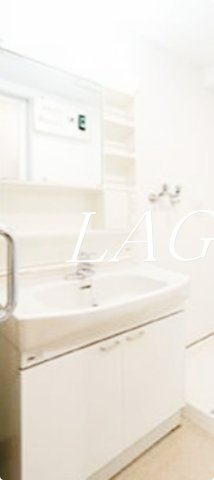 洗面設備　洗面台です。