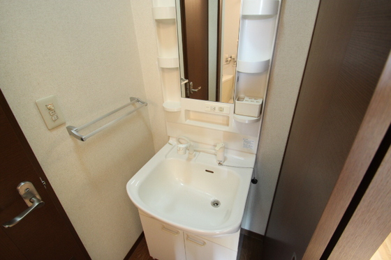 洗面設備　※別部屋の写真です