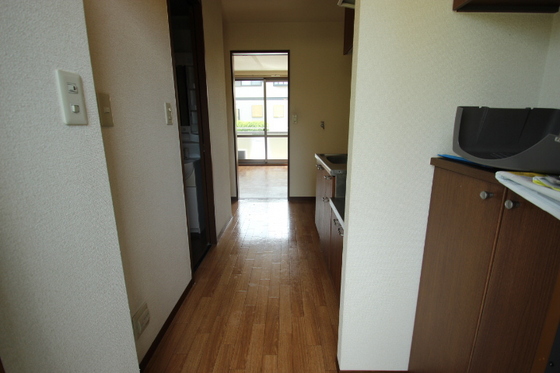 玄関　※別部屋の写真です