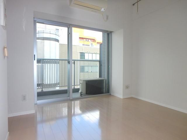 居室・リビング　参考写真です