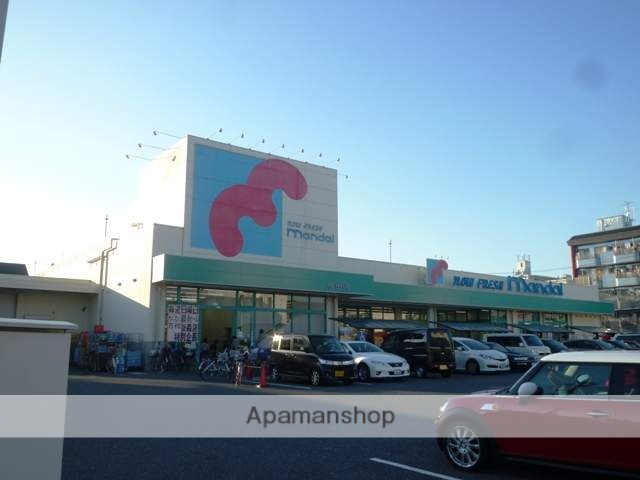 スーパー　万代 新森店（スーパー）まで878m