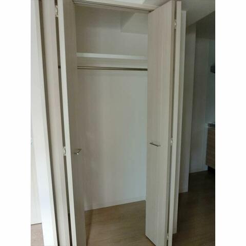 収納　ハンガーラック付きで楽々収納♪