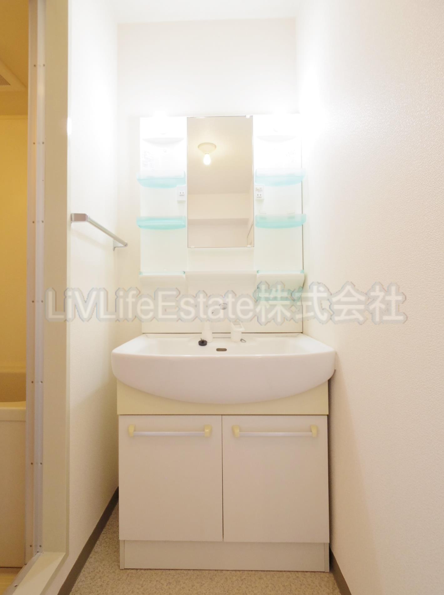 洗面設備　同仕様写真