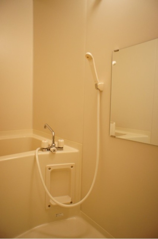 バス・シャワールーム　図面と現状に相違がある場合には現状を優先