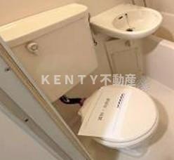 トイレ　ゆったりとした空間のトイレです