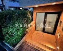 エントランス　清潔なエントランスです