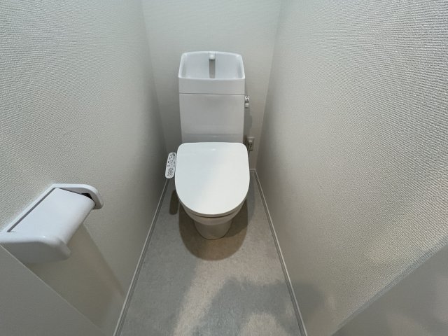 トイレ　落ち着いたトイレです