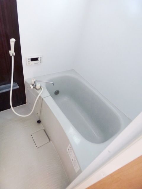 バス・シャワールーム　バスルーム