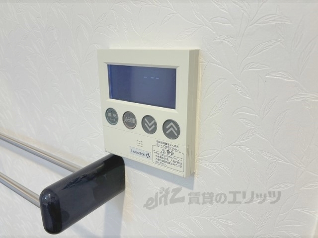 その他設備　給湯器リモコン