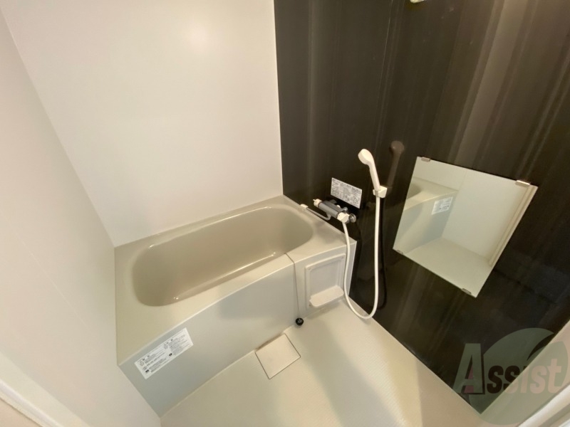 バス・シャワールーム　お風呂です。ゆっくりお風呂につかるのも体に良いですね～