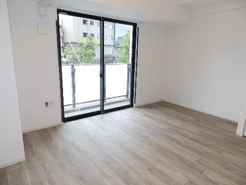 居室・リビング　室内