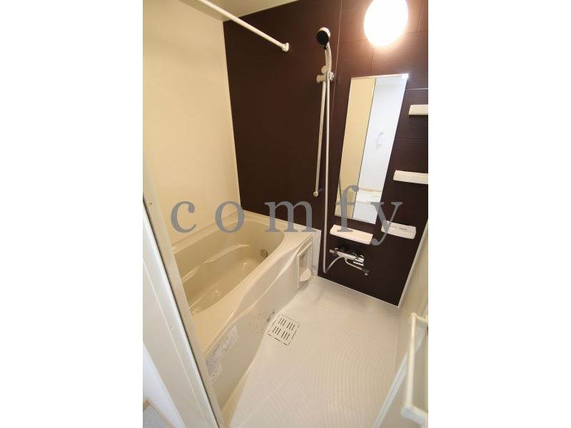 バス・シャワールーム　浴室乾燥・追焚き機能付きバス