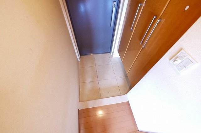 玄関　きれいな玄関です