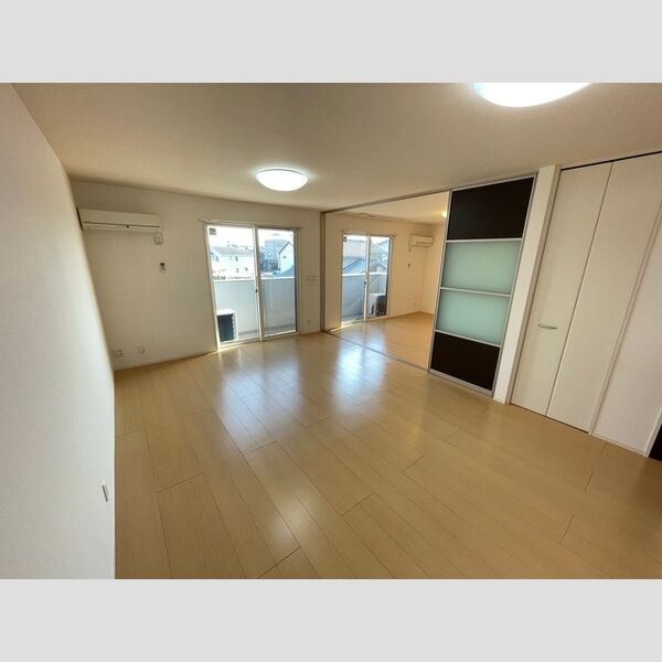 居室・リビング　リビング