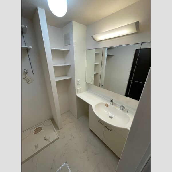 洗面設備　洗髪洗面化粧台