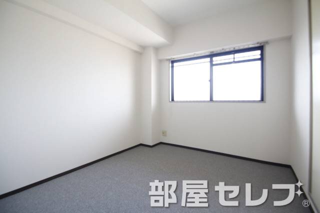 居室・リビング　北側居室。