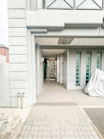 エントランス　清潔なエントランス♪