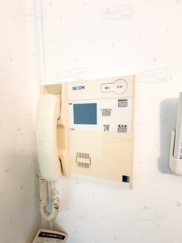 セキュリティ　インターホン付きで安心です★