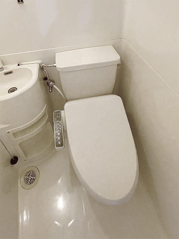 トイレ　異なる場合は現況を優先します。