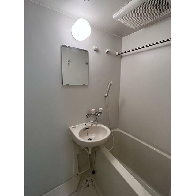 バス・シャワールーム　※同仕様写真