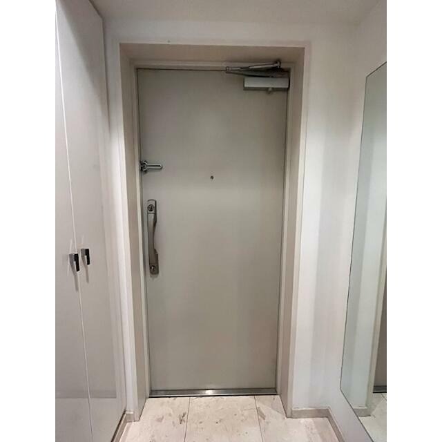 玄関　※同仕様写真