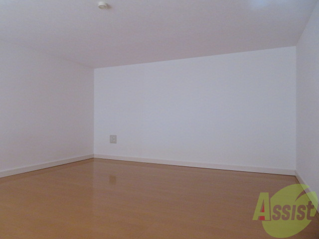 その他部屋・スペース　ロフトがあるのでこちらを寝室にもできますね。