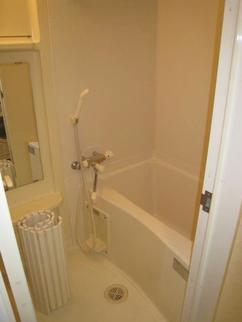 バス・シャワールーム　バスルーム