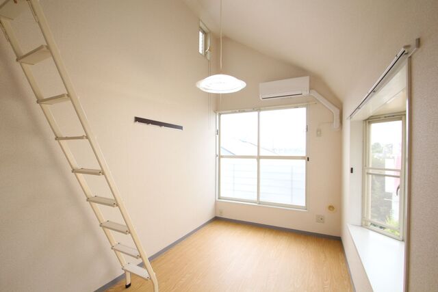 居室・リビング　居室