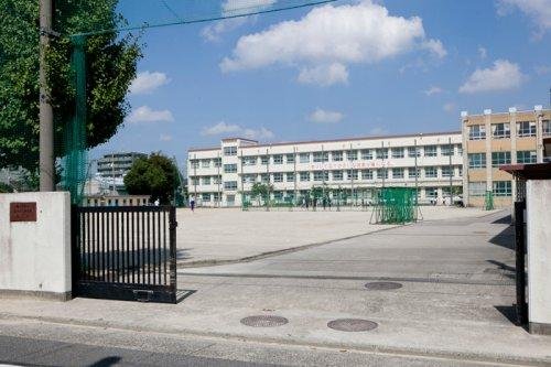 中学校　名古屋市立昭和橋中学校（中学校）まで348m