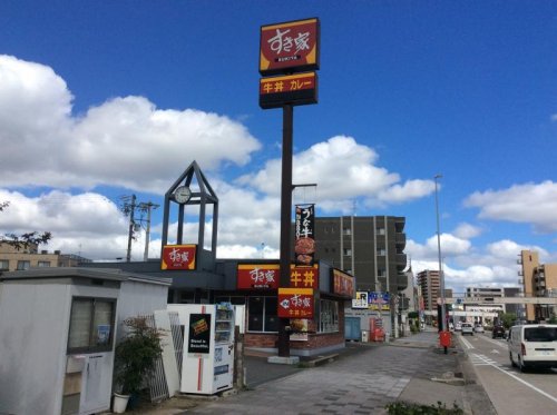 飲食店　すき家 中川十番町店（飲食店）まで362m