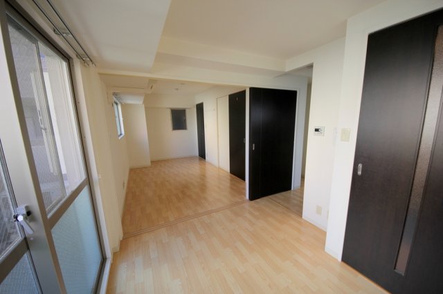 居室・リビング　カーサセレーネ