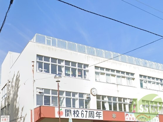 小学校　札幌市立美園小学校（小学校）まで258m