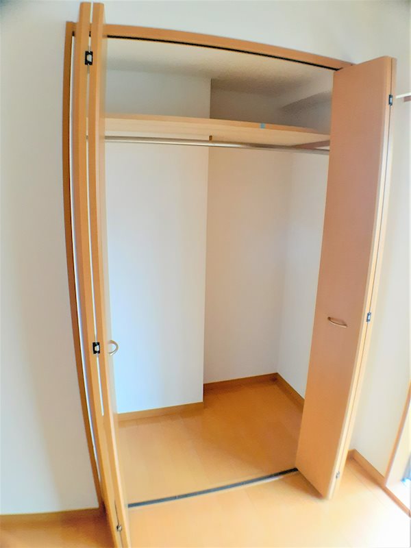 収納　同タイプの別部屋の写真です。