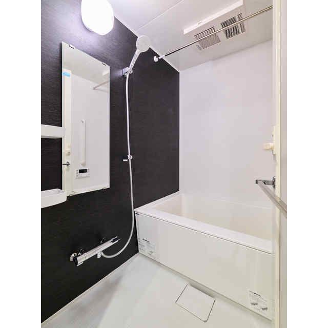 バス・シャワールーム　お風呂で日々の疲れを落としましょう