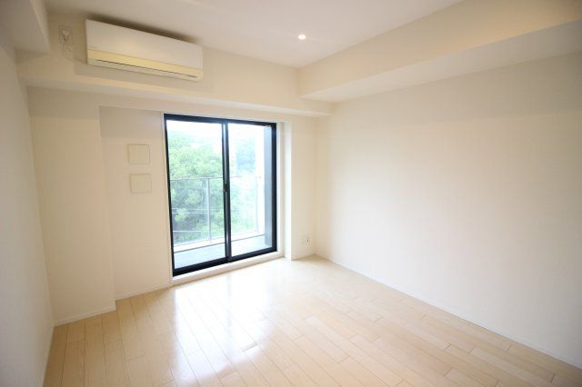 居室・リビング　（別タイプ参考写真）Ceresia Court Asukay