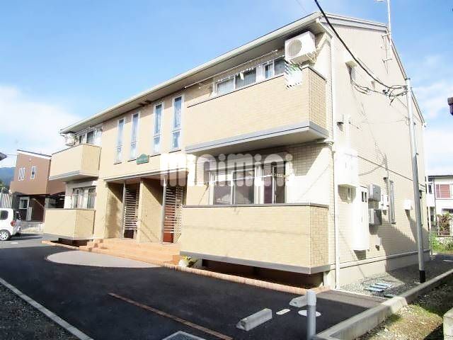 建物外観　住環境良好です。