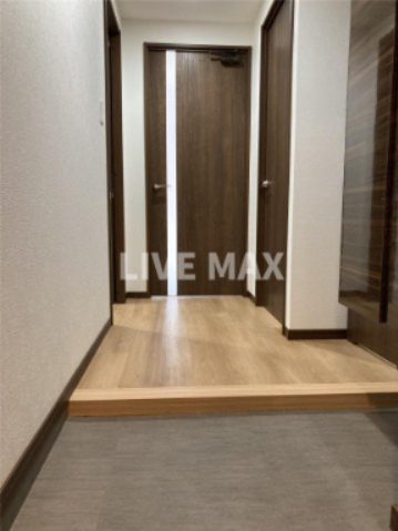 玄関　※別号室参考写真