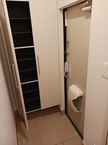 玄関　シンプルで使いやすい玄関です