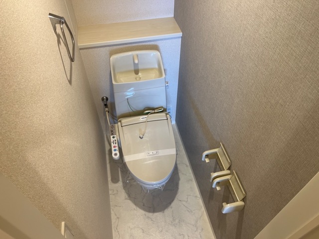 トイレ　※同建物の別のお部屋の写真です。