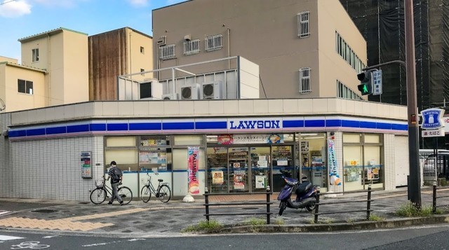 コンビニ　ローソン　東中島三丁目店（コンビニ）まで426m