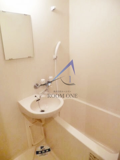 バス・シャワールーム　お風呂です。