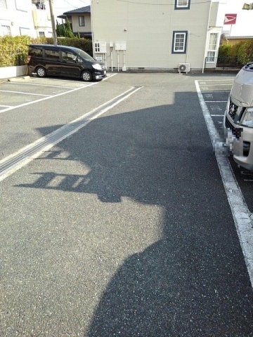 駐車場　駐車場完備です