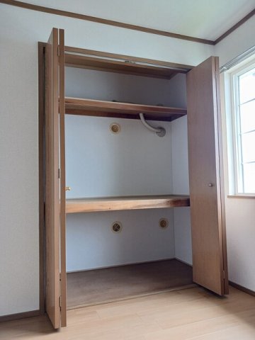 収納　たっぷりとした収納スペースです