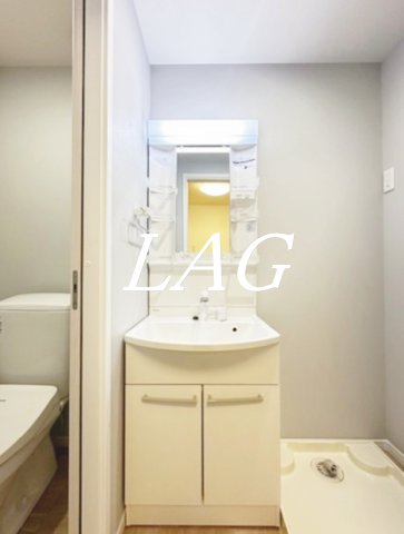 洗面設備　洗面台です。