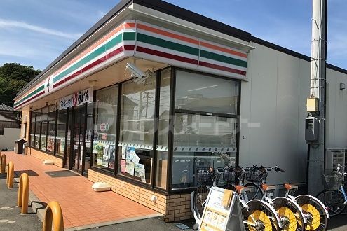 コンビニ　セブンイレブン幕張店（コンビニ）まで270m