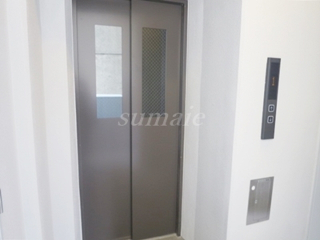 その他共有部分　エレベーター完備です☆