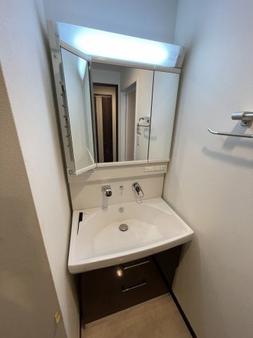 洗面設備　参考写真